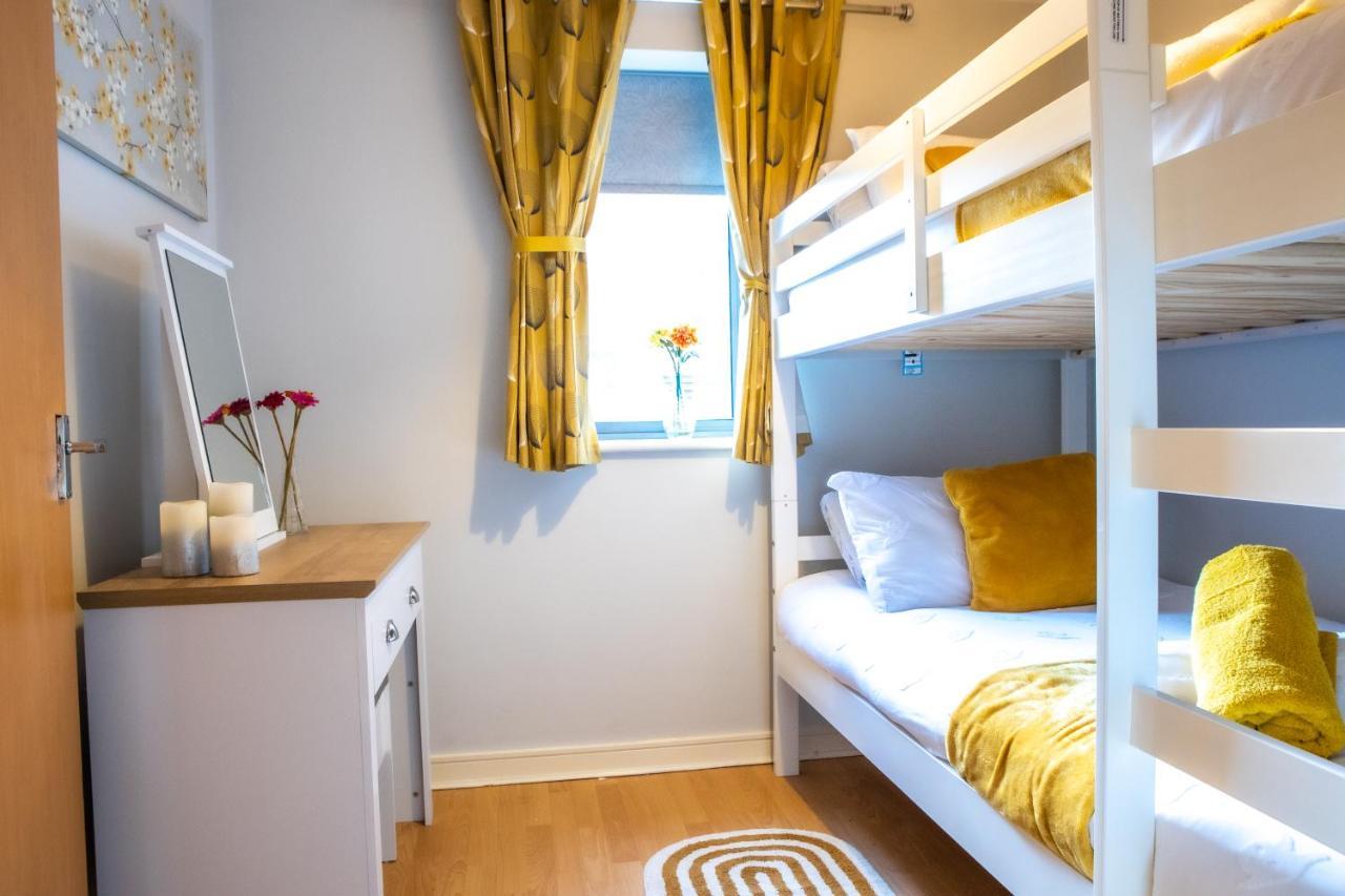 Newly Furnished Appartment Near Train Station ولفرهامبتون المظهر الخارجي الصورة